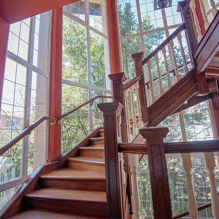 Harrison Etxea Hotel 2*