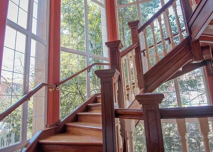 Harrison Etxea Hotel 2*