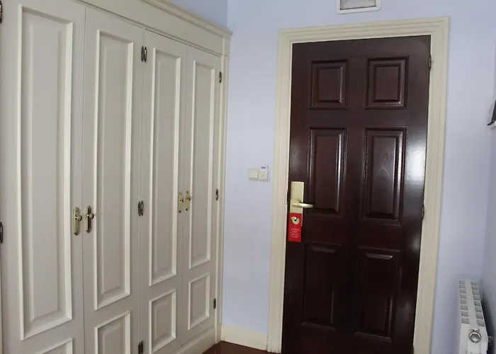 Harrison Etxea Hotel